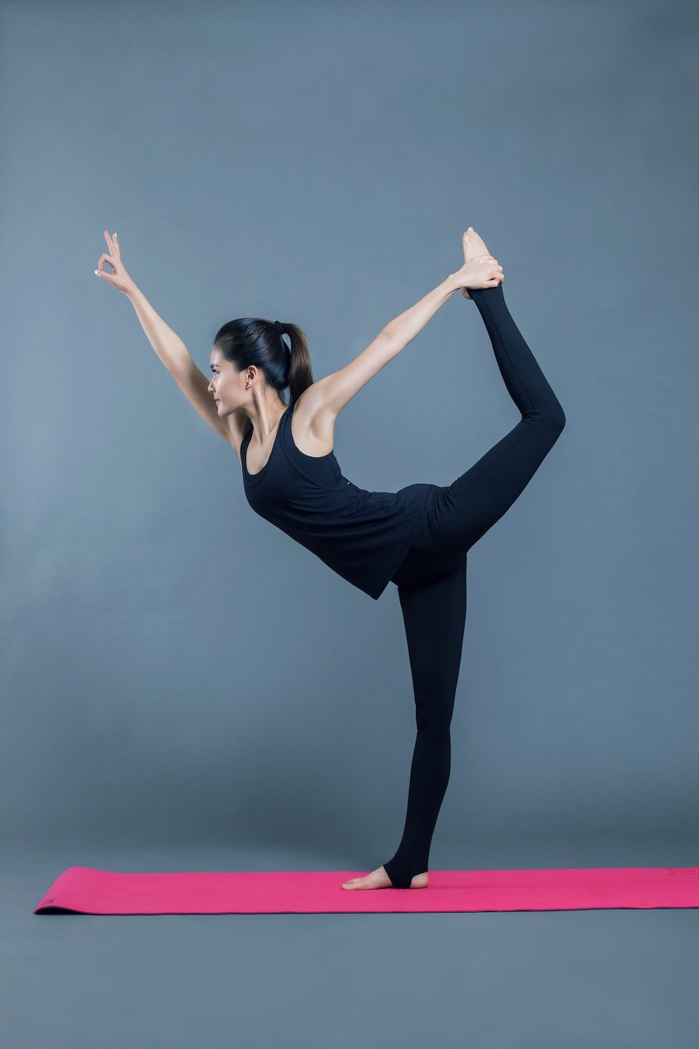 15 Yoga Poses for a Flat Tummy